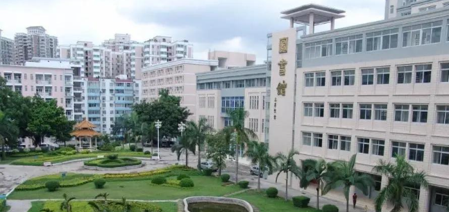 广东农工商职业技术学院食堂环境