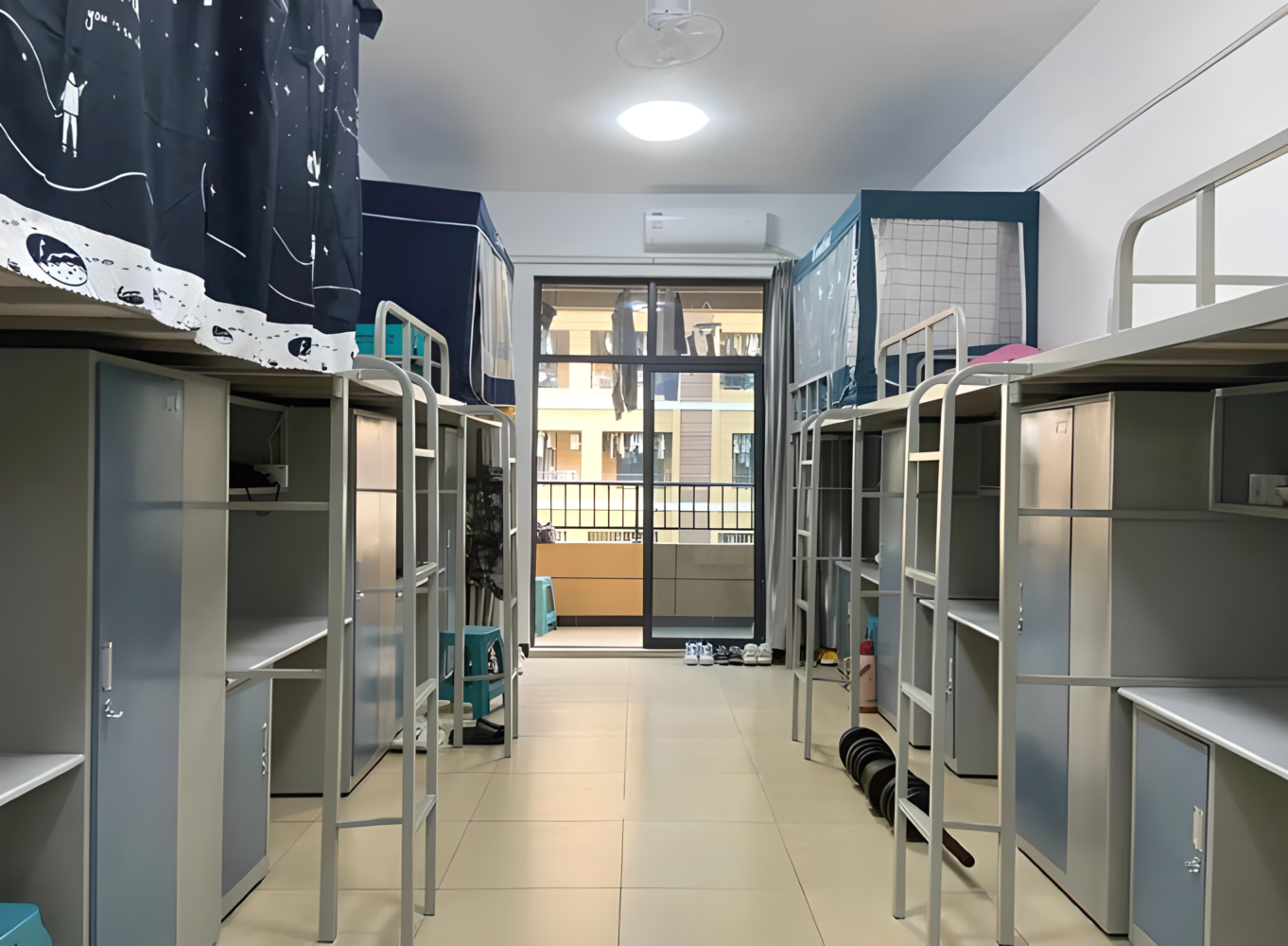 黄山健康职业学院实训中心内部实景